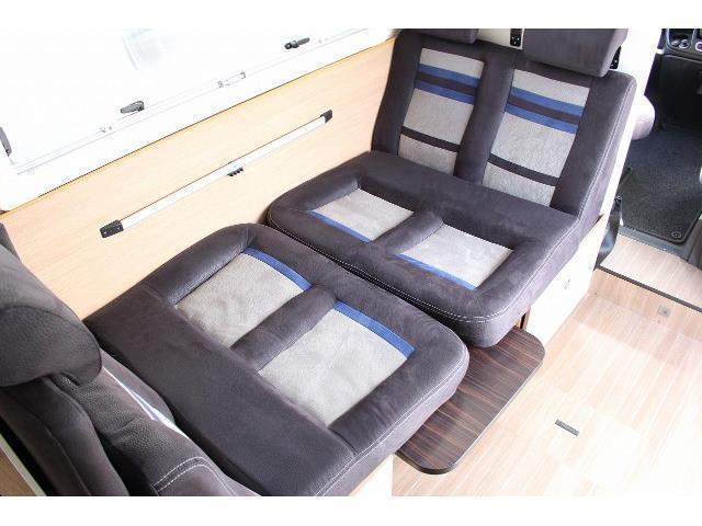 キャンピングカーバスコン