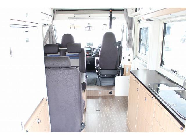 キャンピングカーバスコン