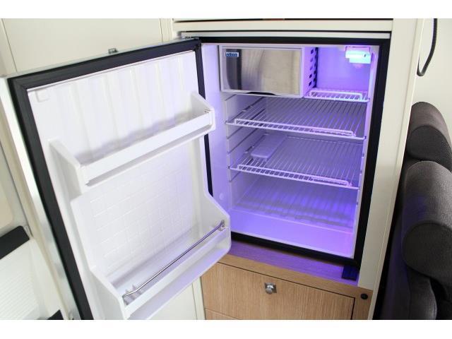 キャンピングカーバスコン