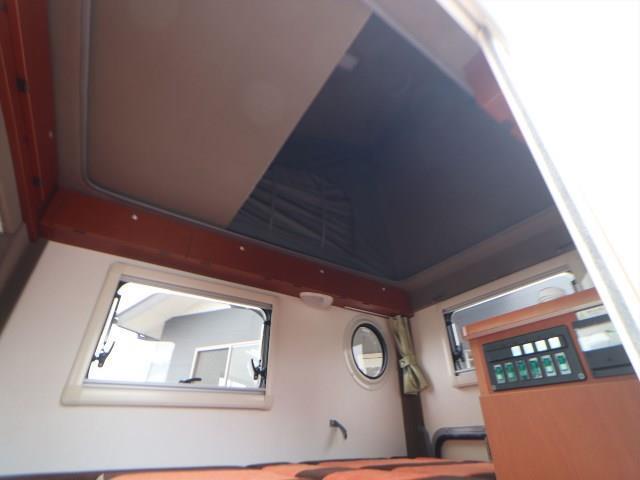 キャンピングカー軽キャンパー