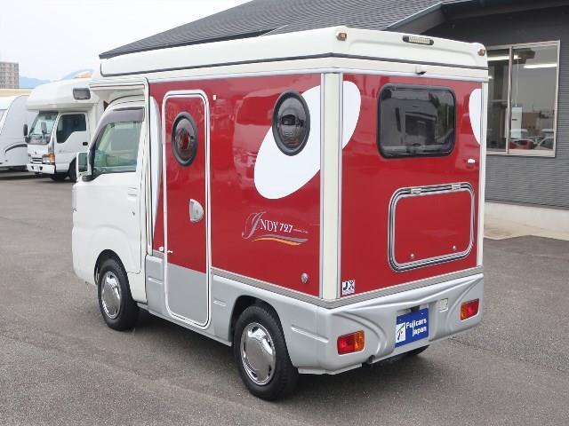 キャンピングカー軽キャンパー