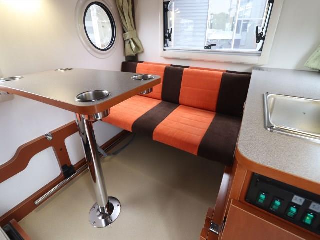 キャンピングカー軽キャンパー