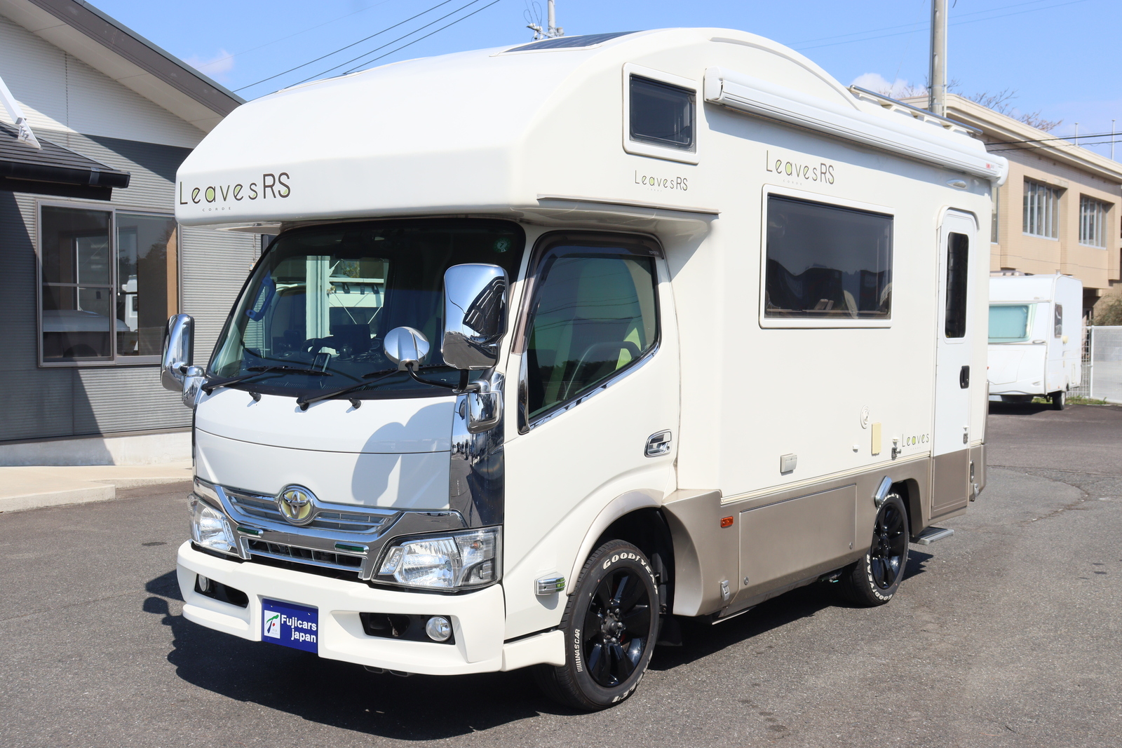 キャンピングカーキャブコン