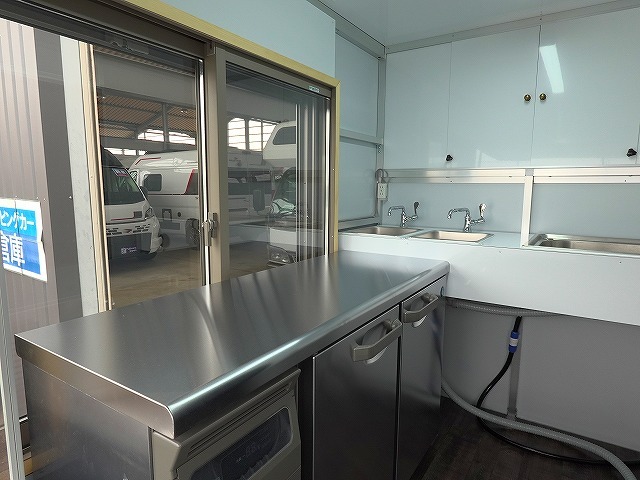 三菱ミニキャブ