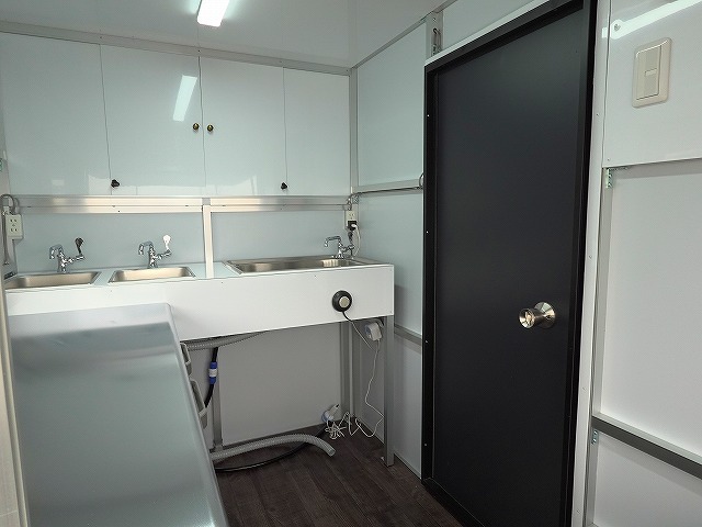 三菱ミニキャブ