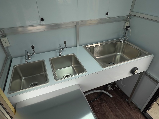 三菱ミニキャブ