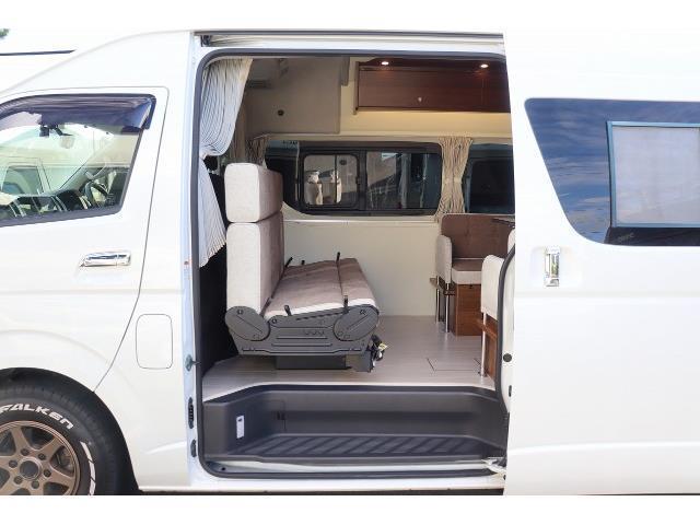 キャンピングカーバンコン