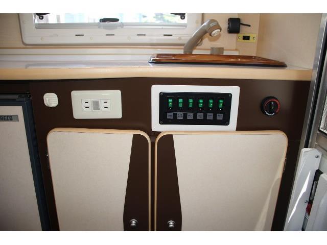 キャンピングカーキャブコン