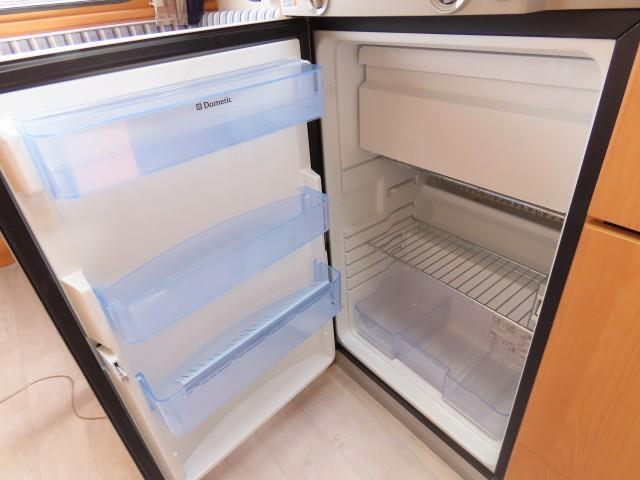 キャンピングカートレーラー