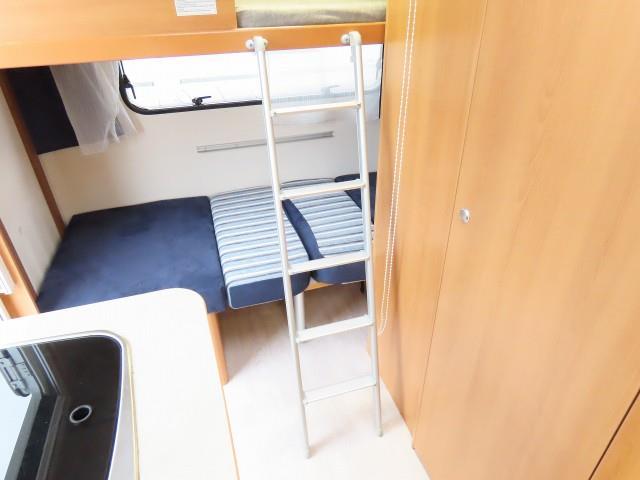 キャンピングカートレーラー