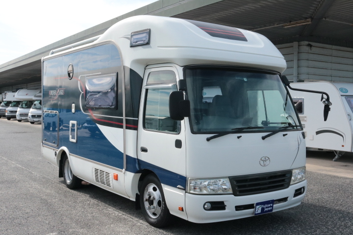 キャンピングカーバスコン