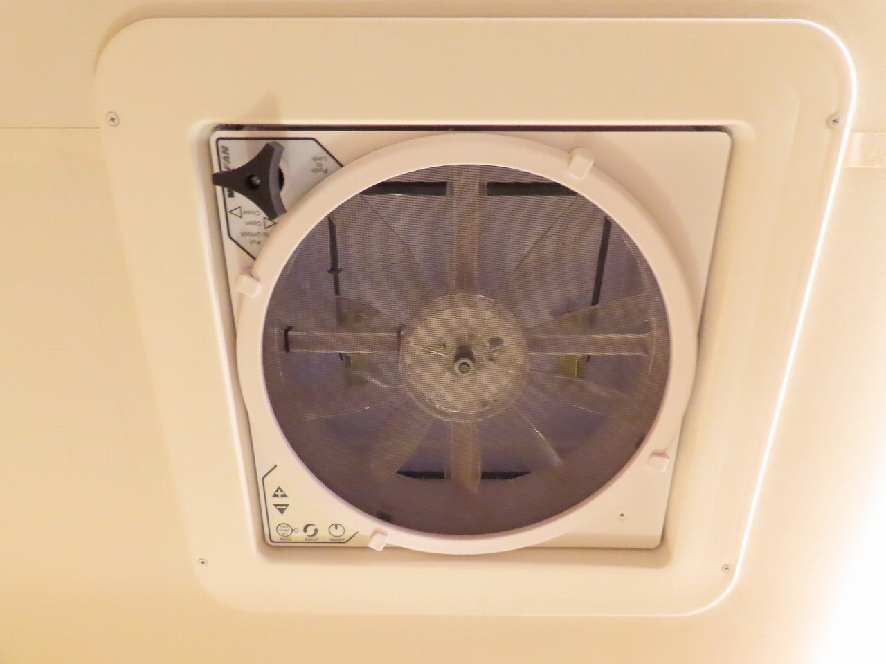 キャンピングカーキャブコン