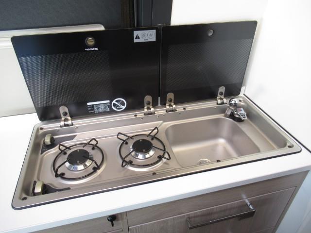 キャンピングカーバンコン