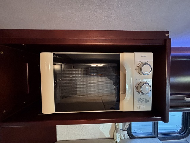 キャンピングカーキャブコン