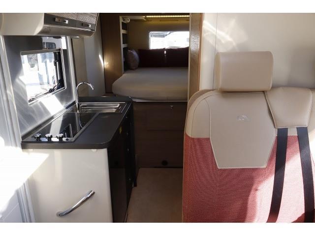 キャンピングカーキャブコン