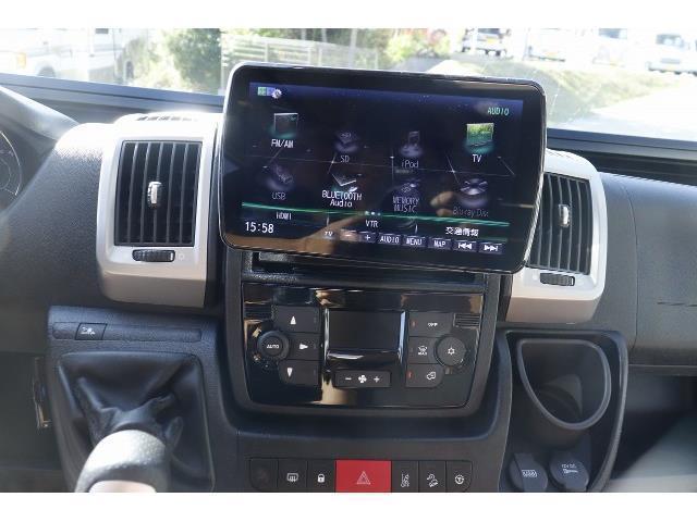 キャンピングカーキャブコン