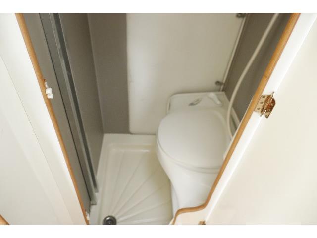 キャンピングカーキャブコン