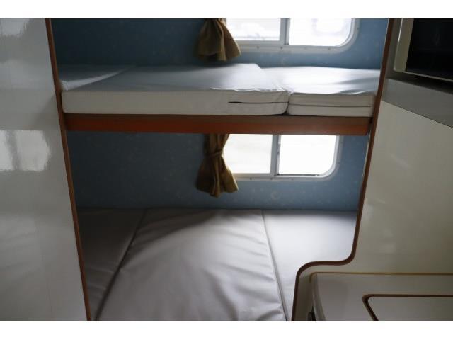 キャンピングカーキャブコン