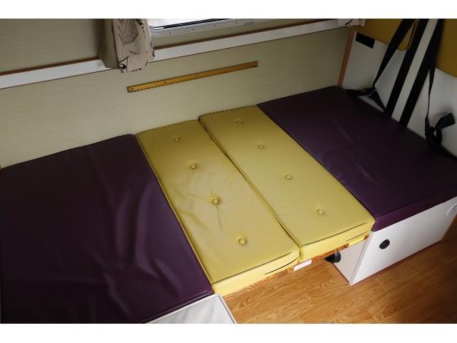 キャンピングカーキャブコン