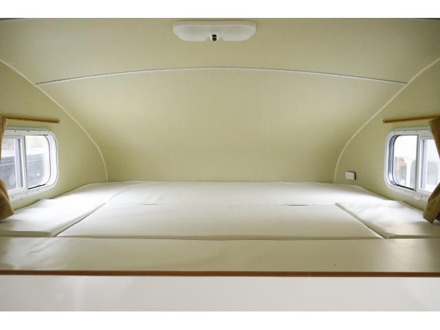 キャンピングカーキャブコン