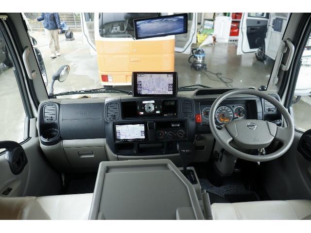 キャンピングカーキャブコン