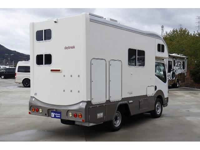 キャンピングカーキャブコン