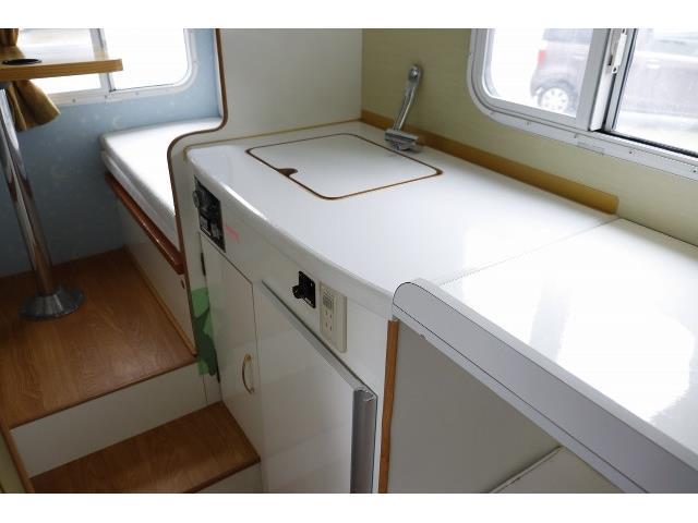 キャンピングカーキャブコン