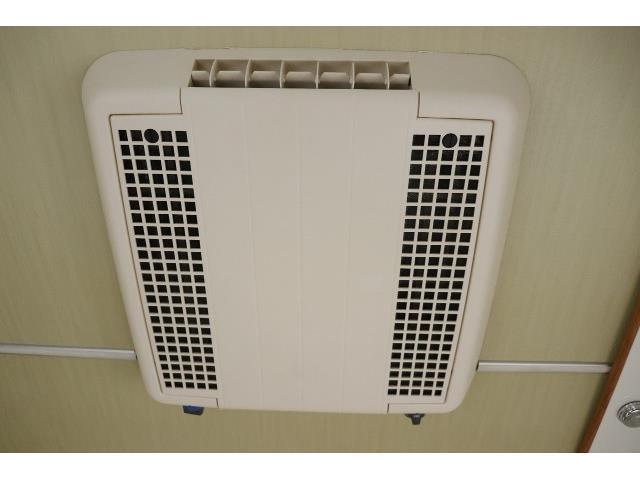 キャンピングカーキャブコン