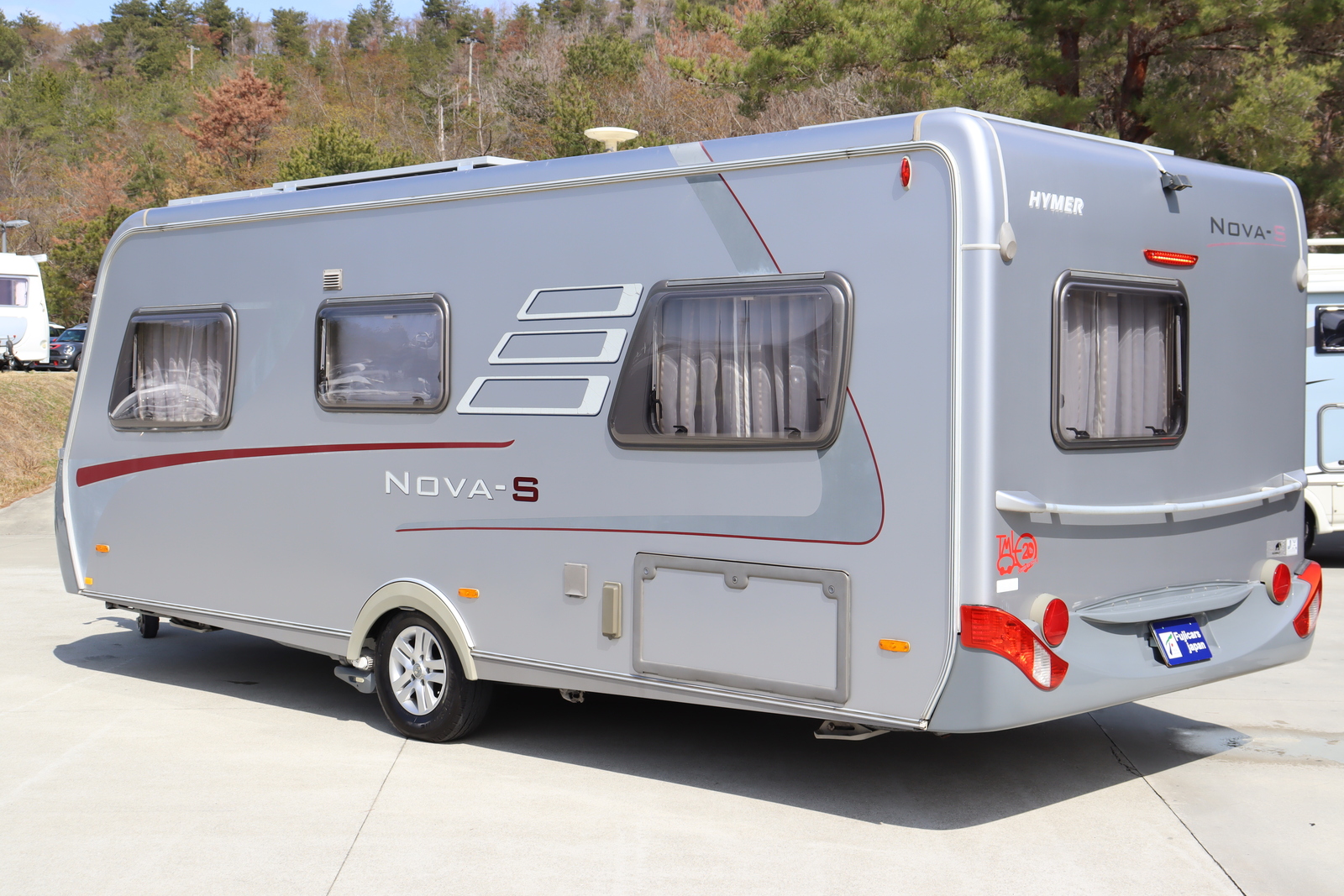 キャンピングカートレーラー