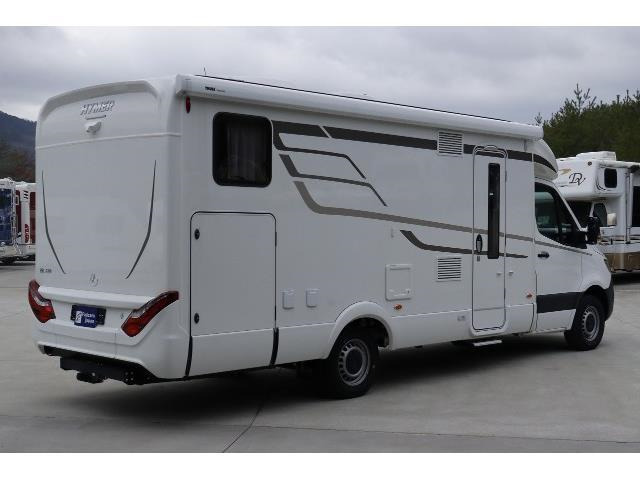 キャンピングカーキャブコン