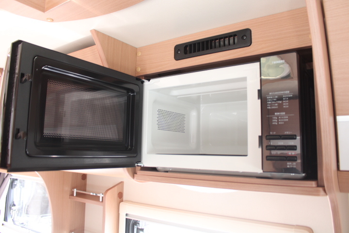 キャンピングカーキャブコン