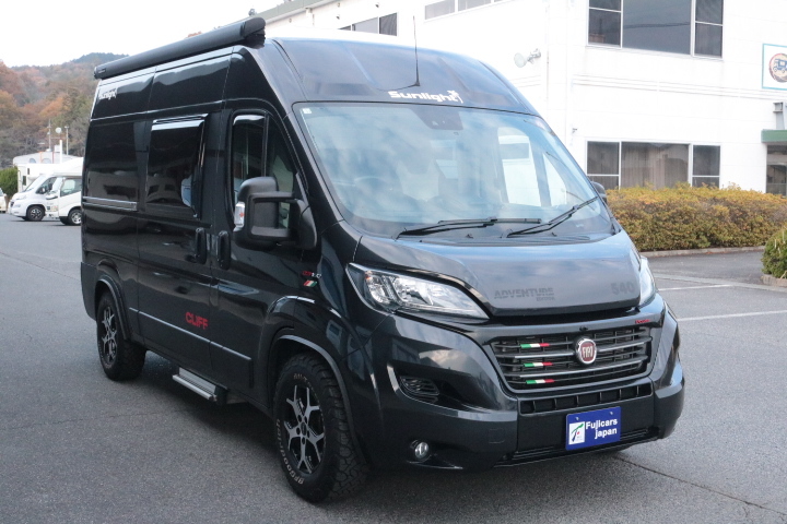 キャンピングカーバンコン