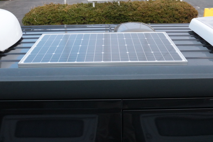 キャンピングカーバンコン