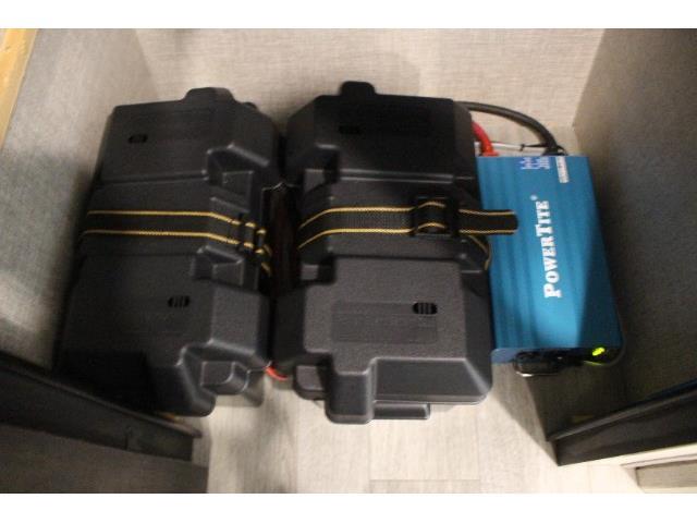 キャンピングカートレーラー