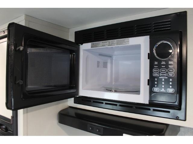 キャンピングカートレーラー