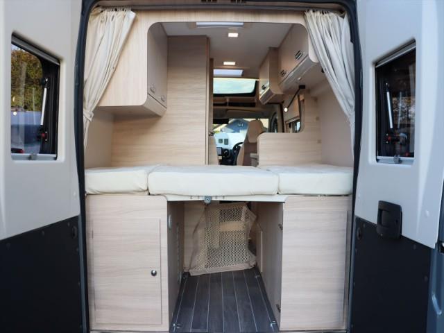 キャンピングカーバンコン