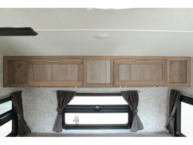 キャンピングカートレーラー