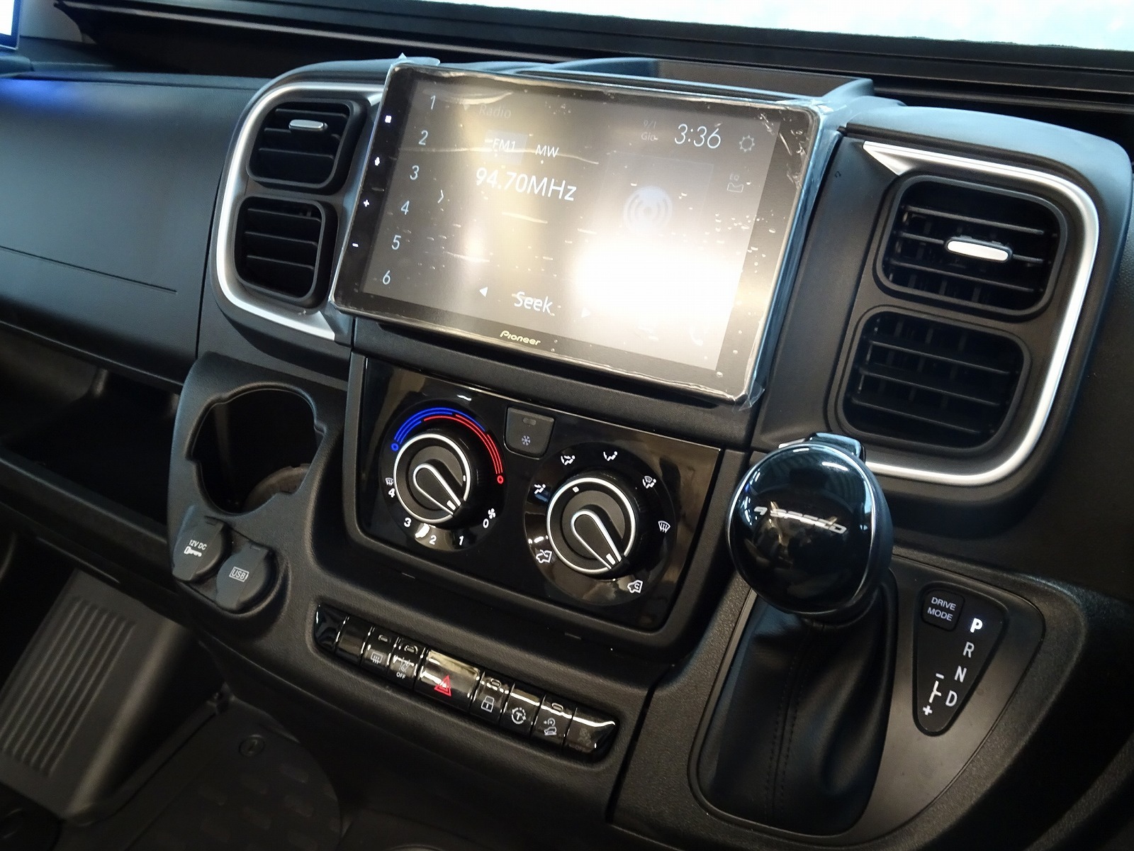 キャンピングカーバンコン