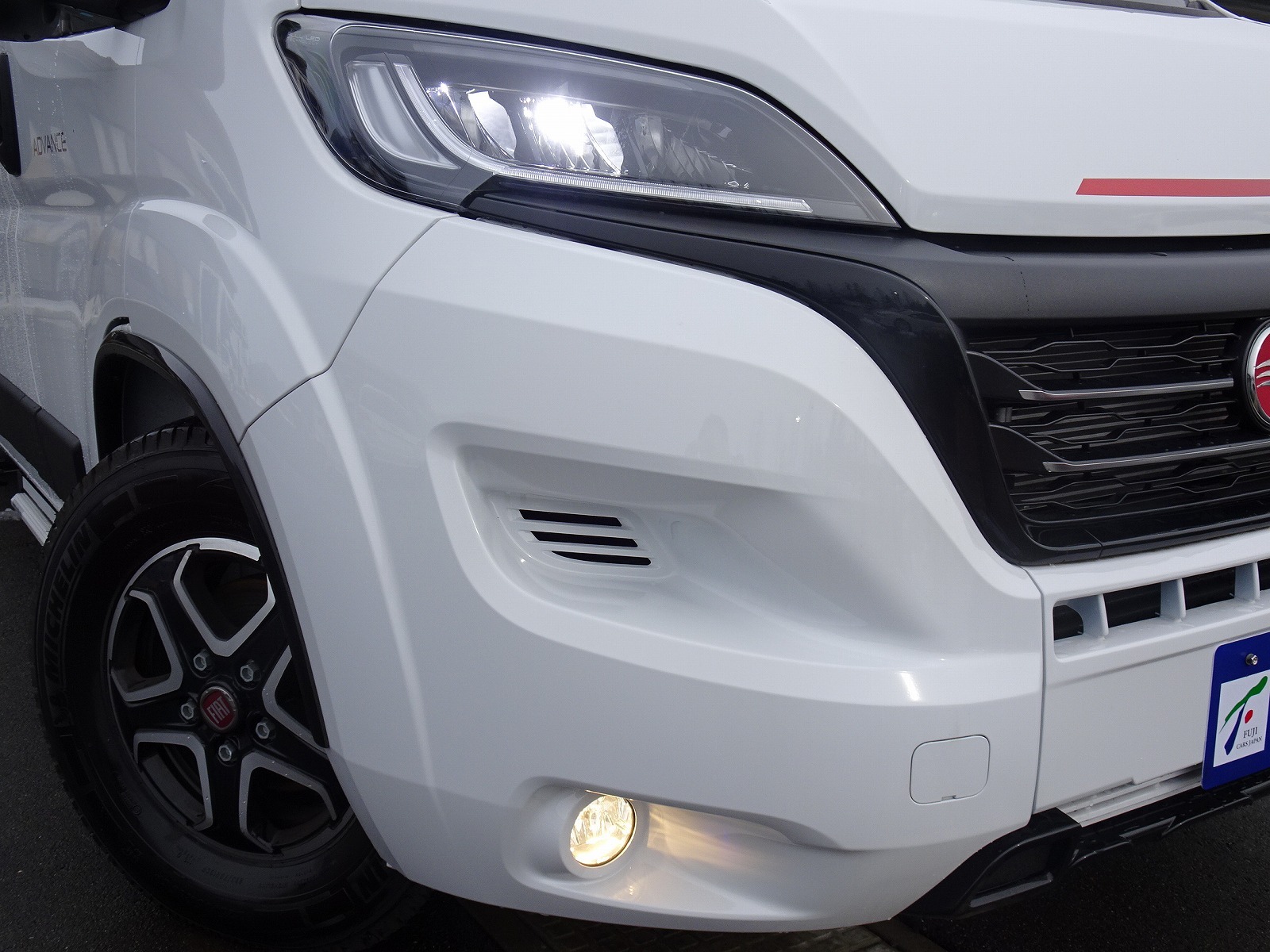 キャンピングカーバンコン