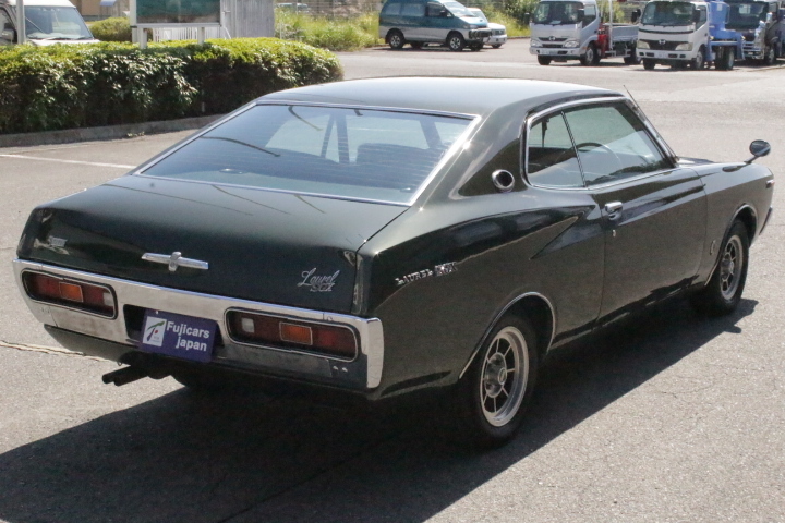 日産ローレル