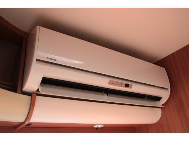 キャンピングカーキャブコン