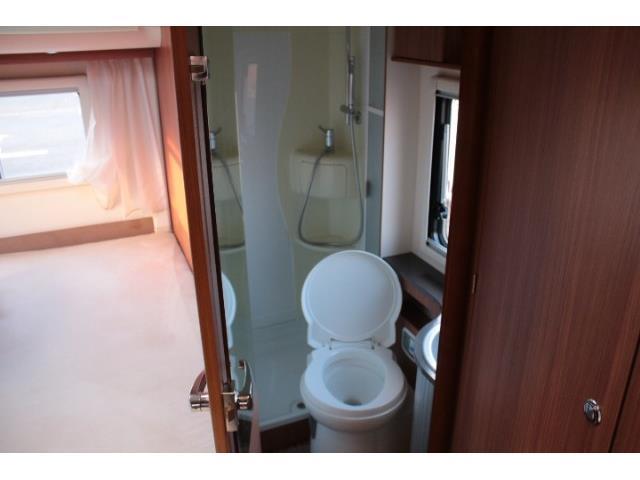 キャンピングカーキャブコン