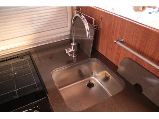 キャンピングカーキャブコン