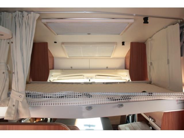 キャンピングカーキャブコン