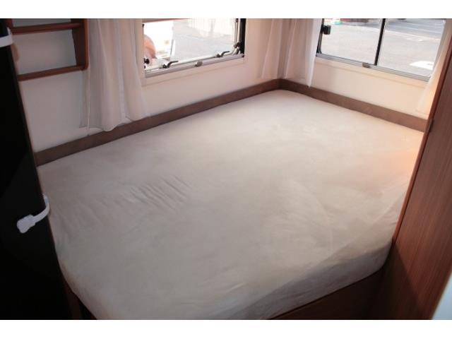 キャンピングカーキャブコン