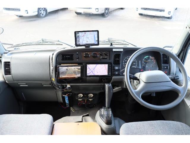 キャンピングカーキャブコン