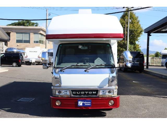 キャンピングカーキャブコン