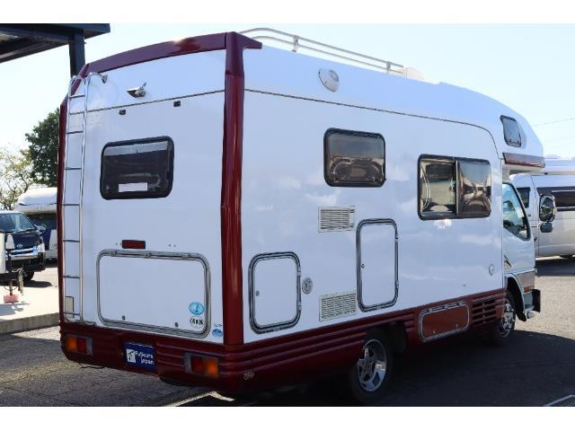 キャンピングカーキャブコン