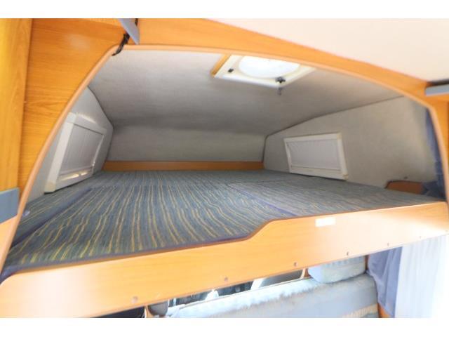 キャンピングカーキャブコン