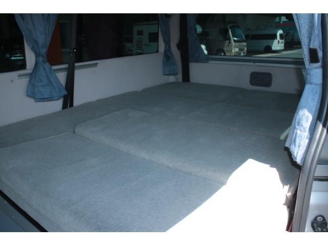 キャンピングカーバンコン